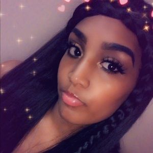 Meet your Posher, Lasaundria